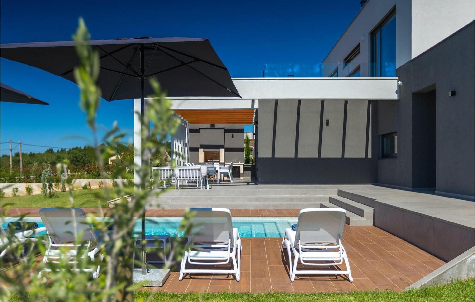 Holiday home Sabina *